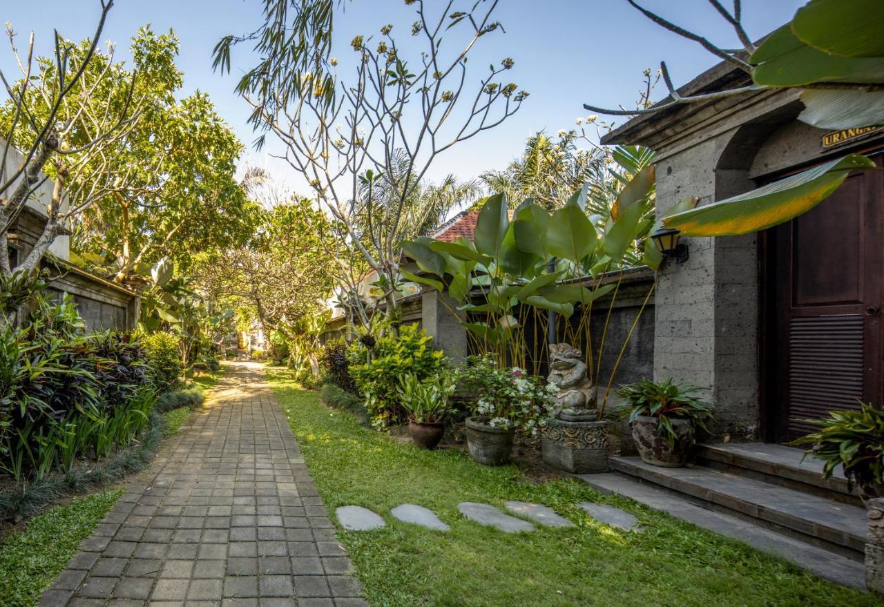 Ubud Raya Villa Exteriör bild